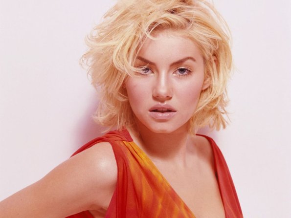 Elisha-Cuthbert-76
