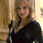 Elisha-Cuthbert-61
