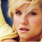 Elisha-Cuthbert-98