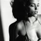 Elizabeth-Berkley-10