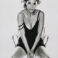 Elizabeth-Berkley-9
