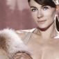Elizabeth-Hurley-3