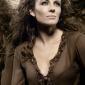 Elizabeth-Hurley-6