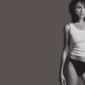 Elizabeth-Hurley-97