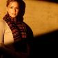 Elizabeth-Shue-7