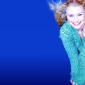 Emilie-DeRavin-6