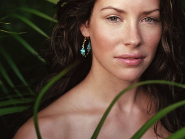 Evangeline-Lilly-68