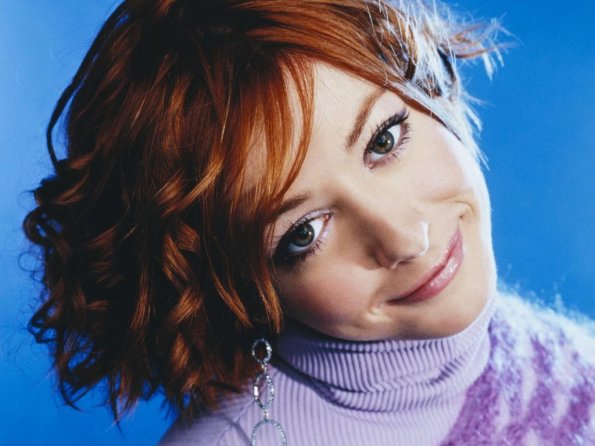 alyson-hannigan-8