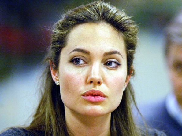 angelina-jolie-123