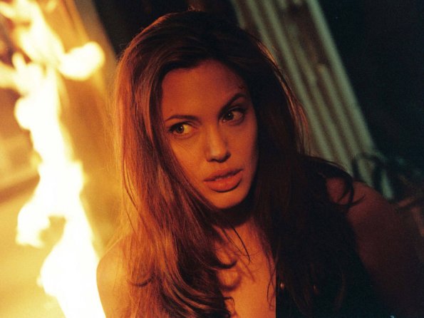 angelina-jolie-29