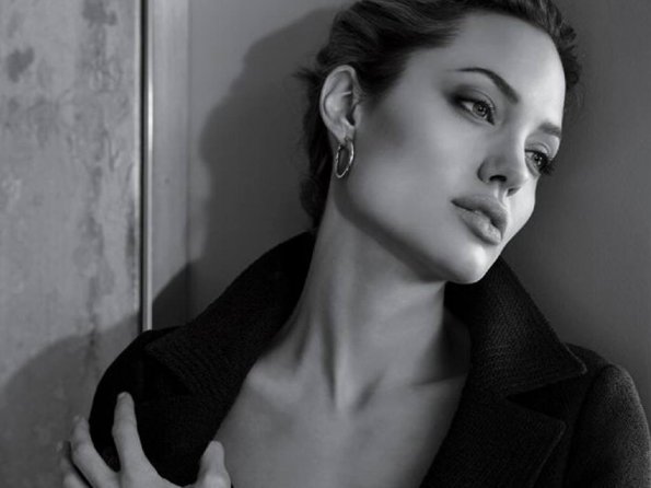 angelina-jolie-53