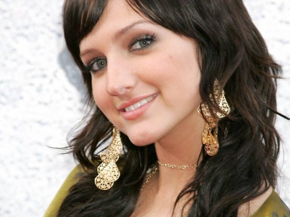 ashlee-simpson-29