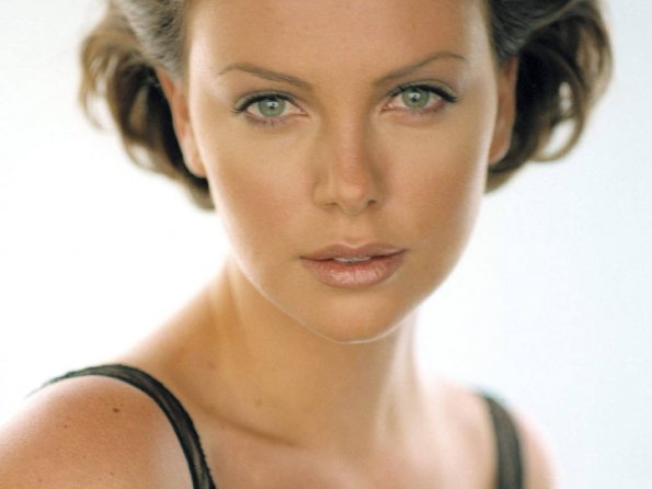 charlize-theron-11