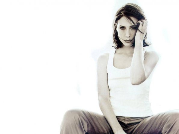 claire-forlani-22