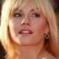 Elisha-Cuthbert-4