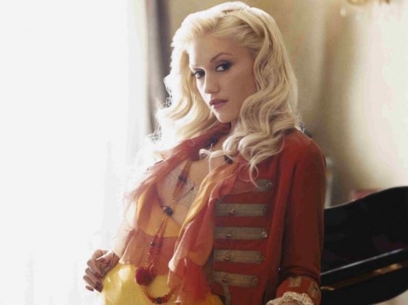 Gwen-Stefani-2