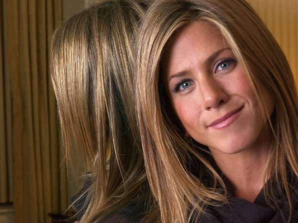 Jennifer-Aniston-17