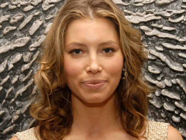 Jessica-Biel-5