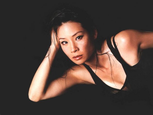 Lucy-Liu-37