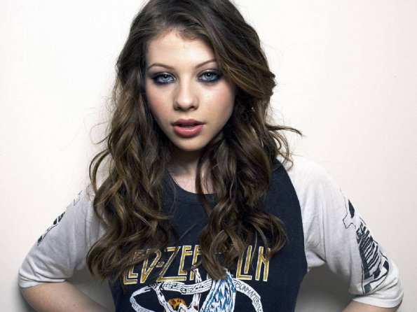 Michelle-Trachtenberg-27