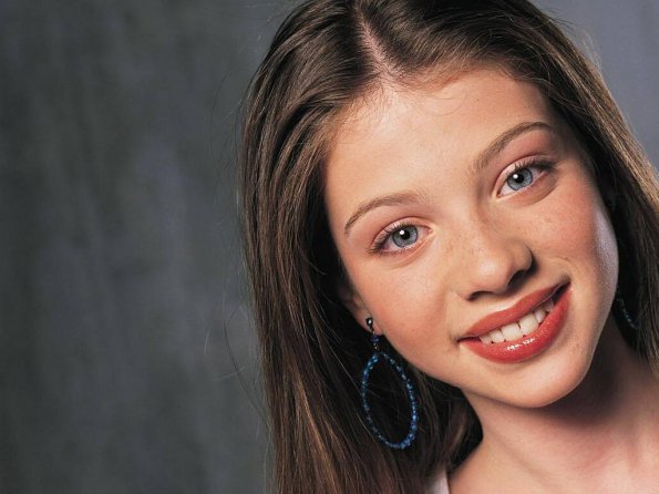 Michelle-Trachtenberg-65