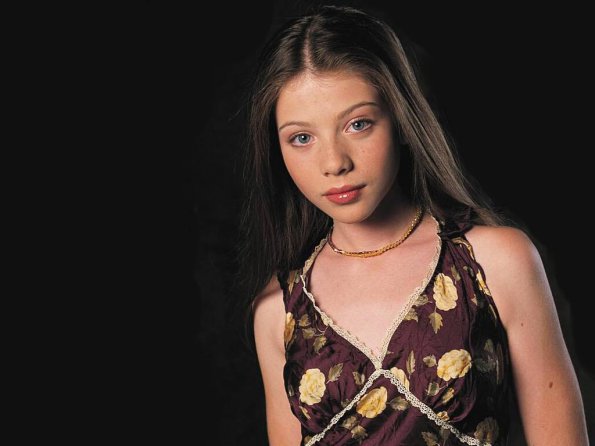 Michelle-Trachtenberg-66