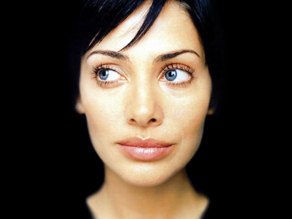 Natalie-Imbruglia-17