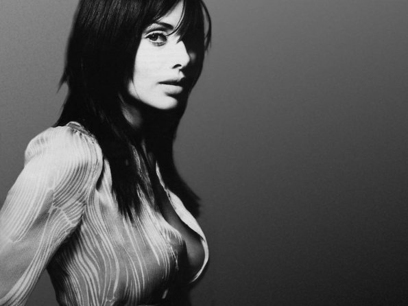 Natalie-Imbruglia-67