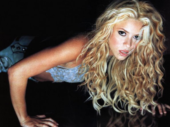 Shakira-28