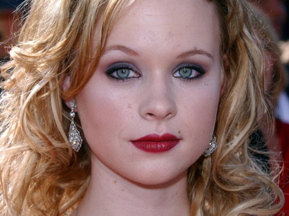 Thora-Birch-27