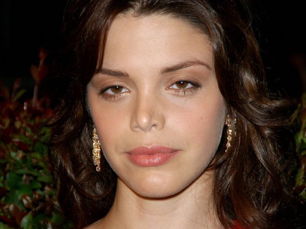 Vanessa-Ferlito-6