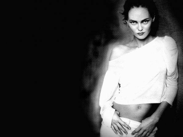 Vanessa-Paradis-13