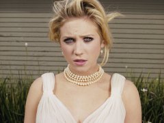 brittany-snow-8