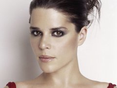 Neve-Campbell-7
