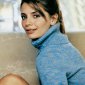 Mischa-Barton-13