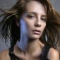 Mischa-Barton-52