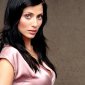Natalie-Imbruglia-14